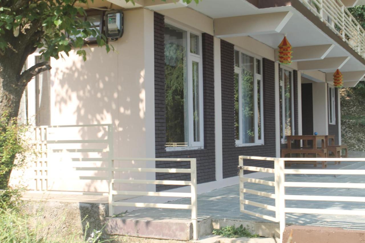 Junglaat Stays & Experiences Dharamshala Exteriör bild